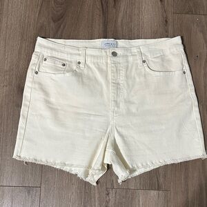 Crown & Ivy White Jean Shorts Size 14 White